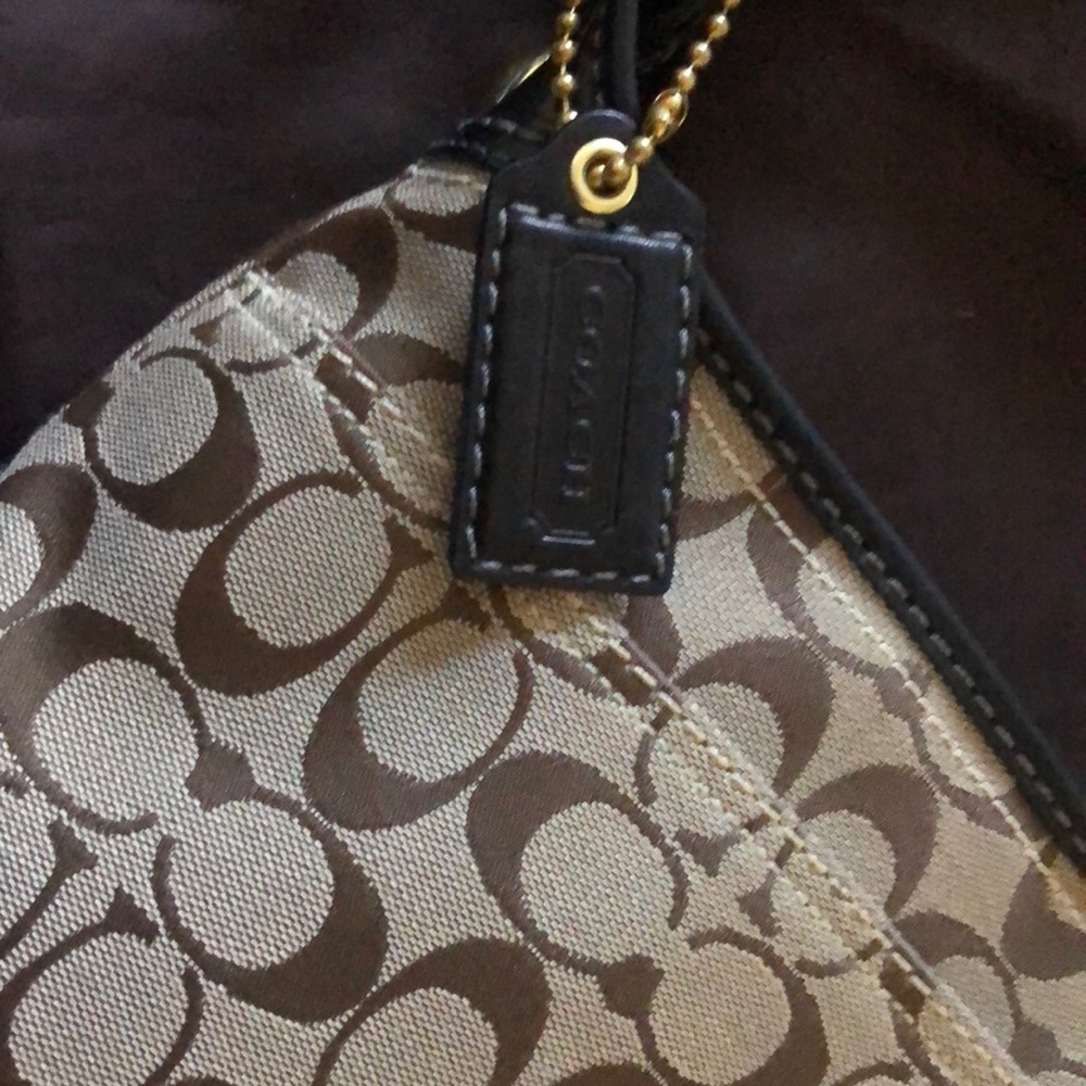 Coach Handbag - Picture 2 of 14